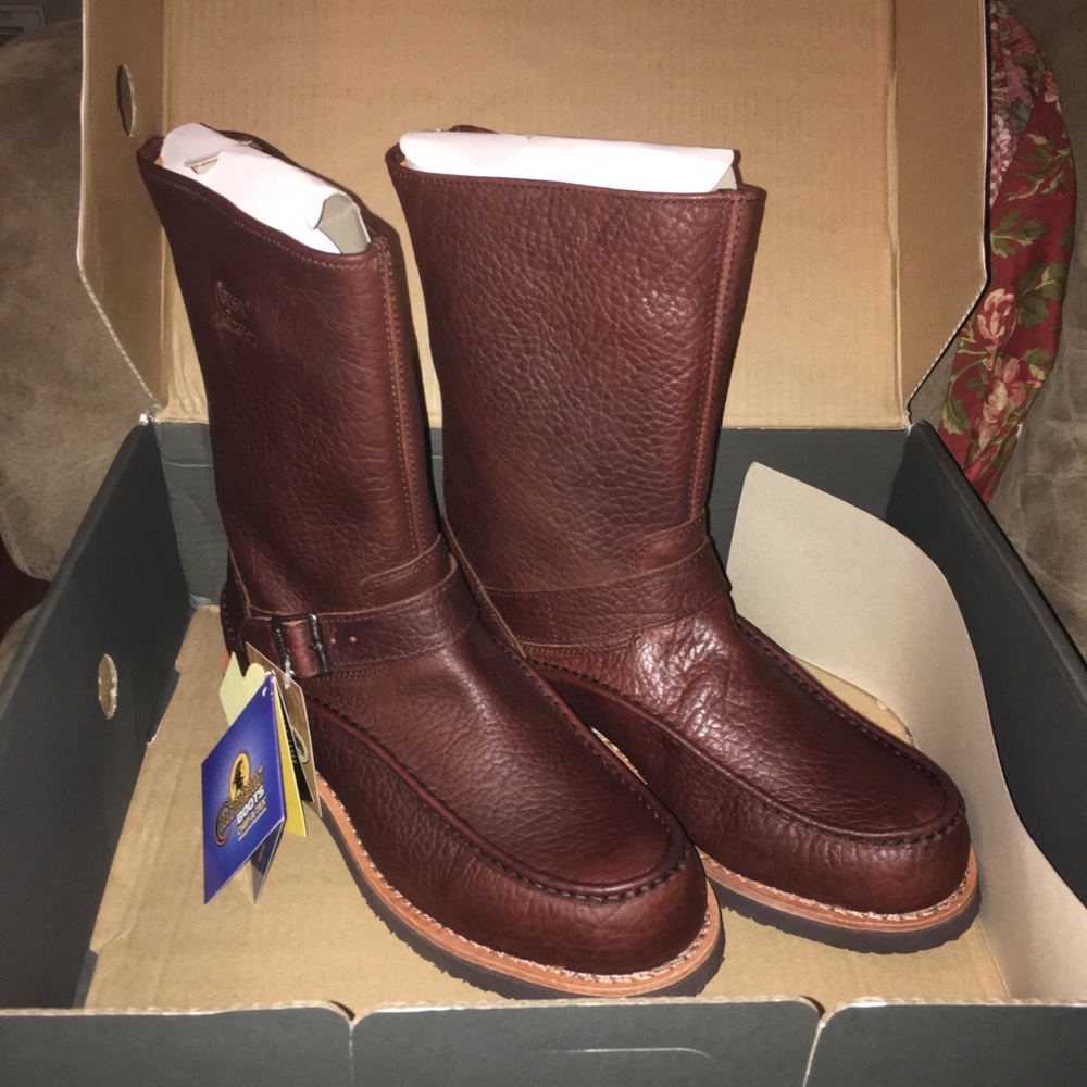 CHIPPEWA BOOTS